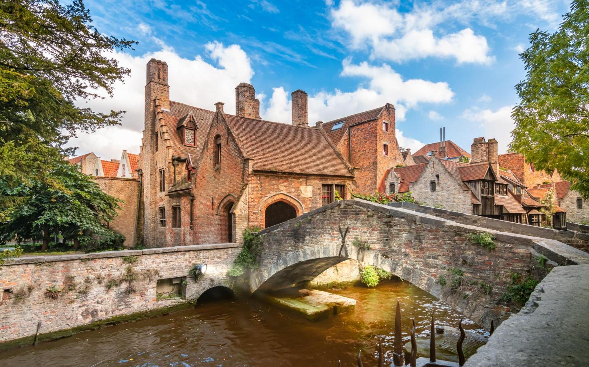Gillis Eight By Romy&Travis Hotel Brugge Bagian luar foto