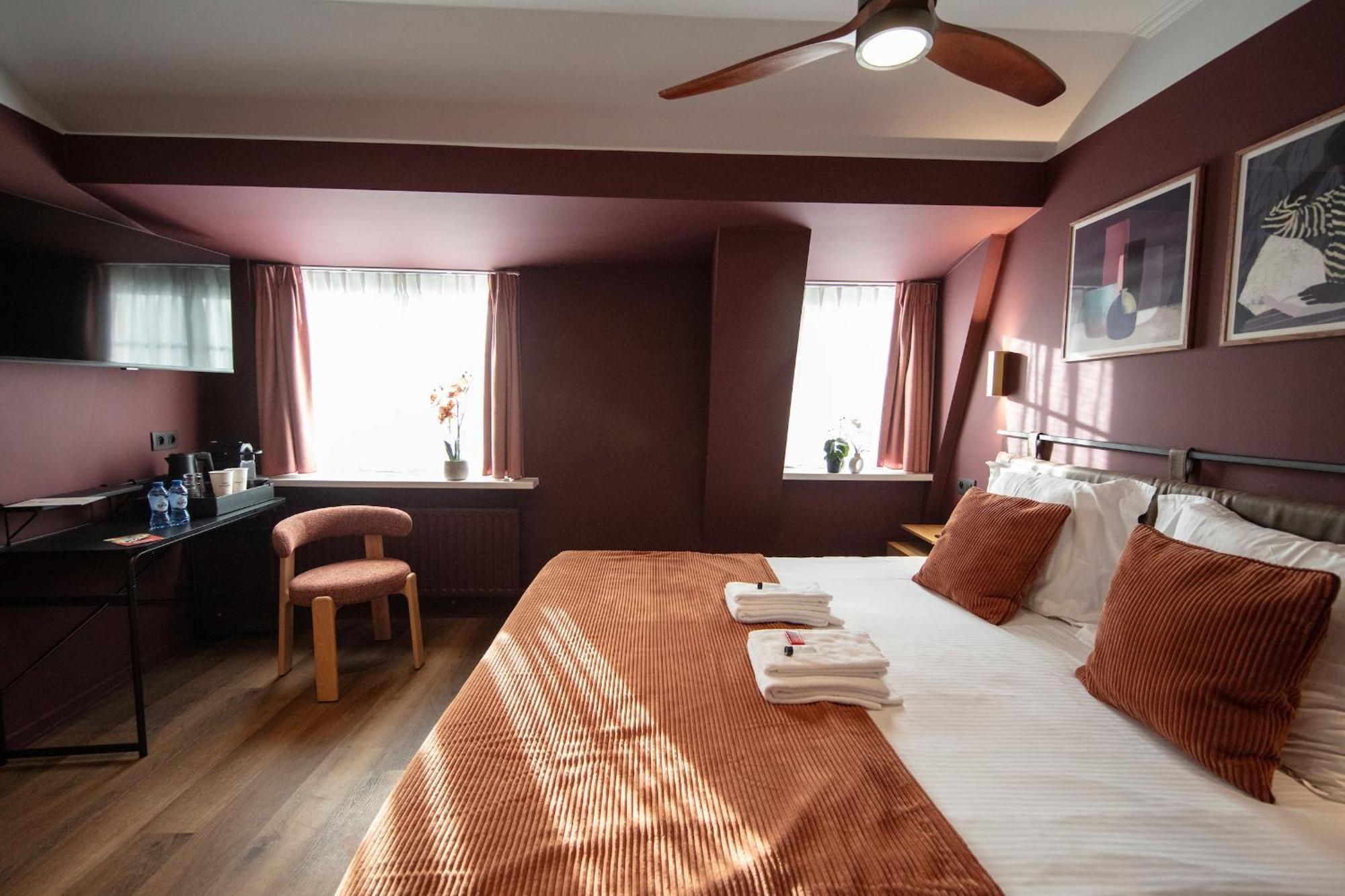 Gillis Eight By Romy&Travis Hotel Brugge Bagian luar foto
