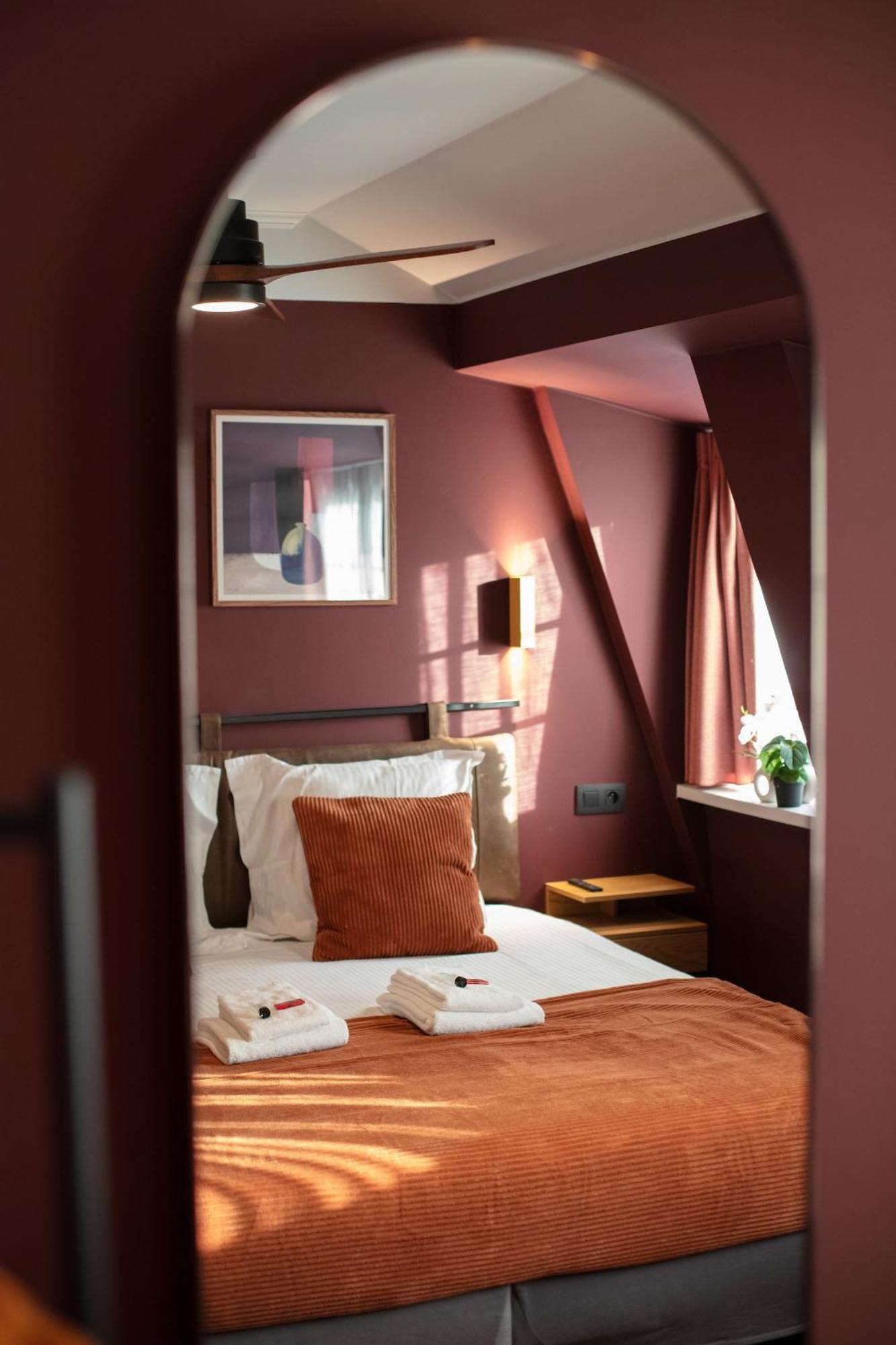 Gillis Eight By Romy&Travis Hotel Brugge Bagian luar foto