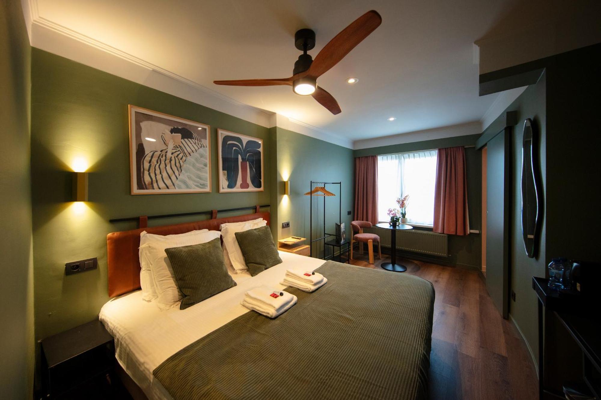 Gillis Eight By Romy&Travis Hotel Brugge Bagian luar foto