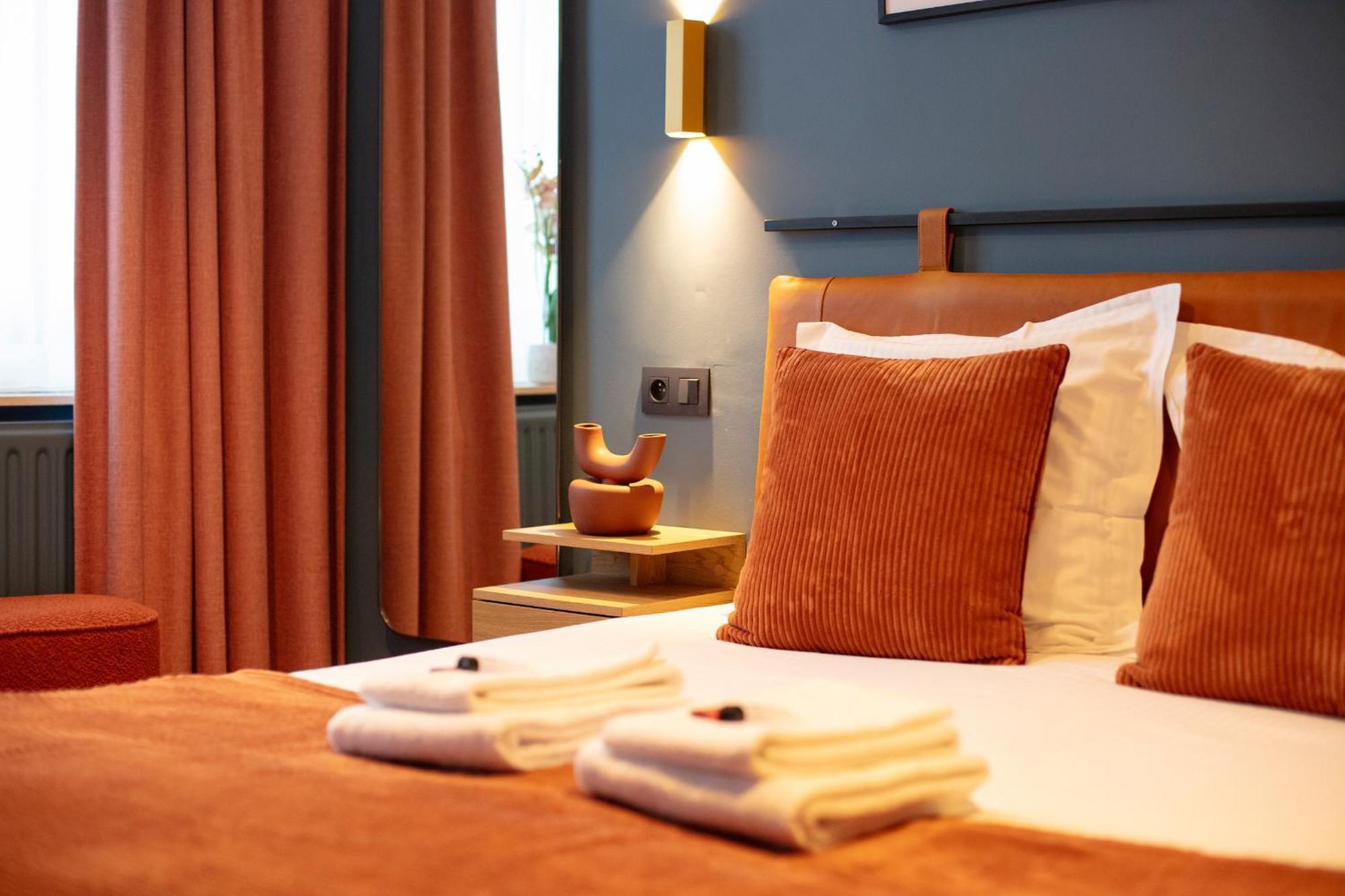 Gillis Eight By Romy&Travis Hotel Brugge Bagian luar foto